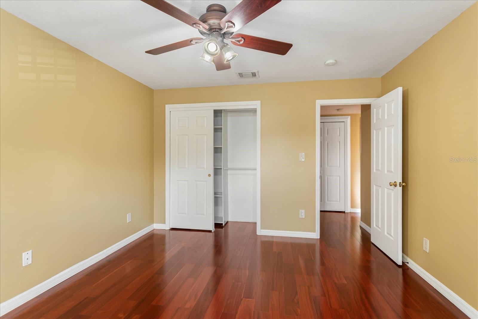 Image 22 of 25 For 1055 Kensington Park Drive 503