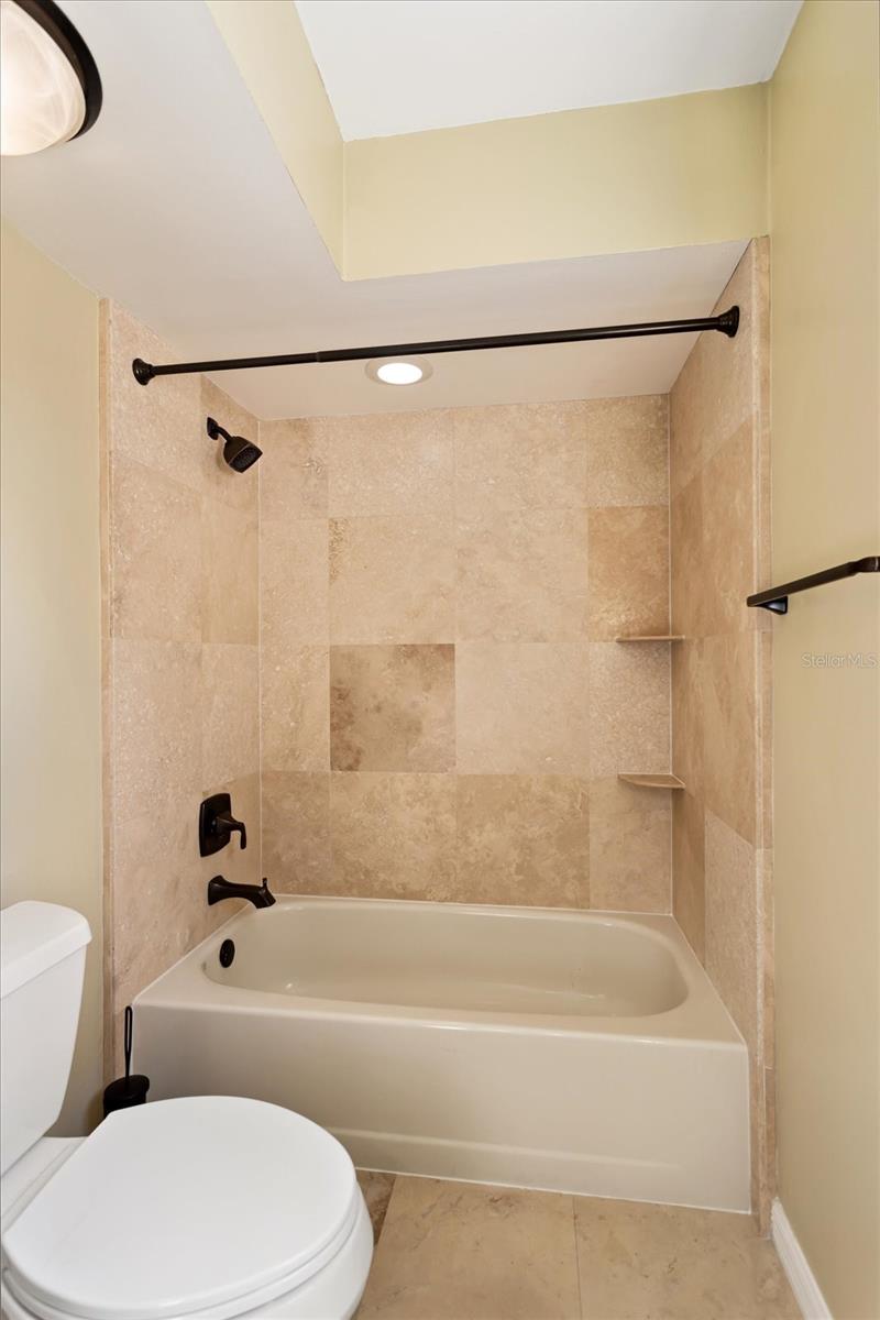 Image 25 of 25 For 1055 Kensington Park Drive 503