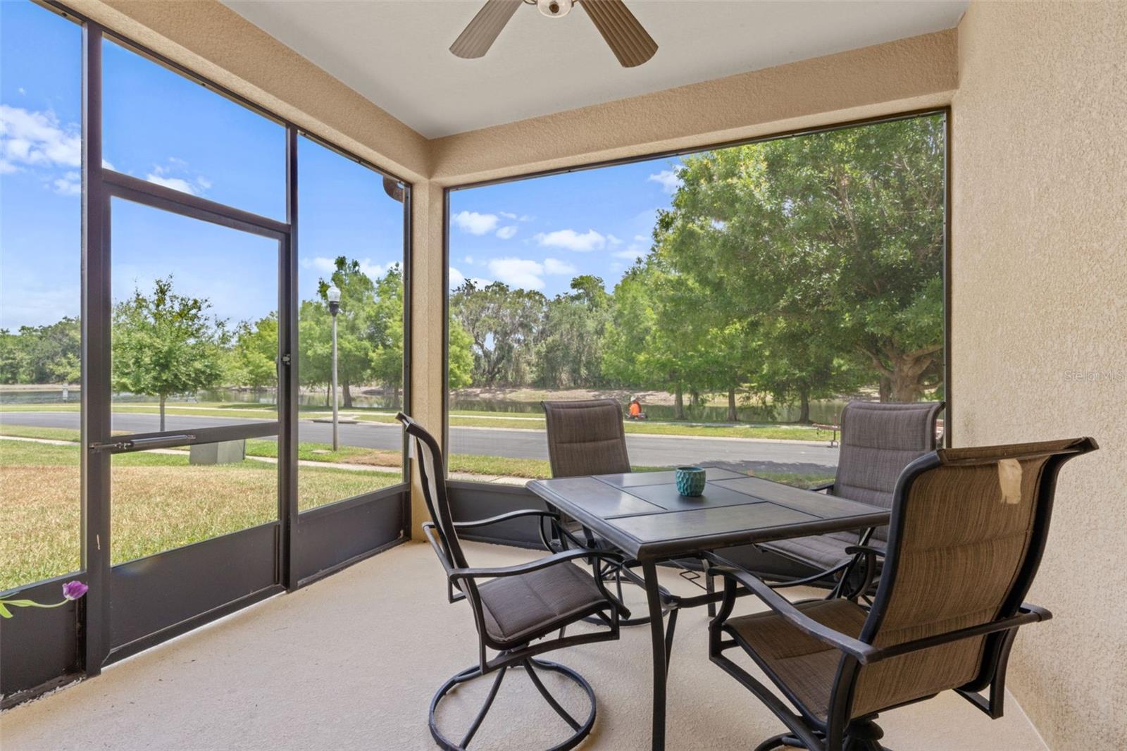 Image 27 of 41 For 1023 Hermosa Way