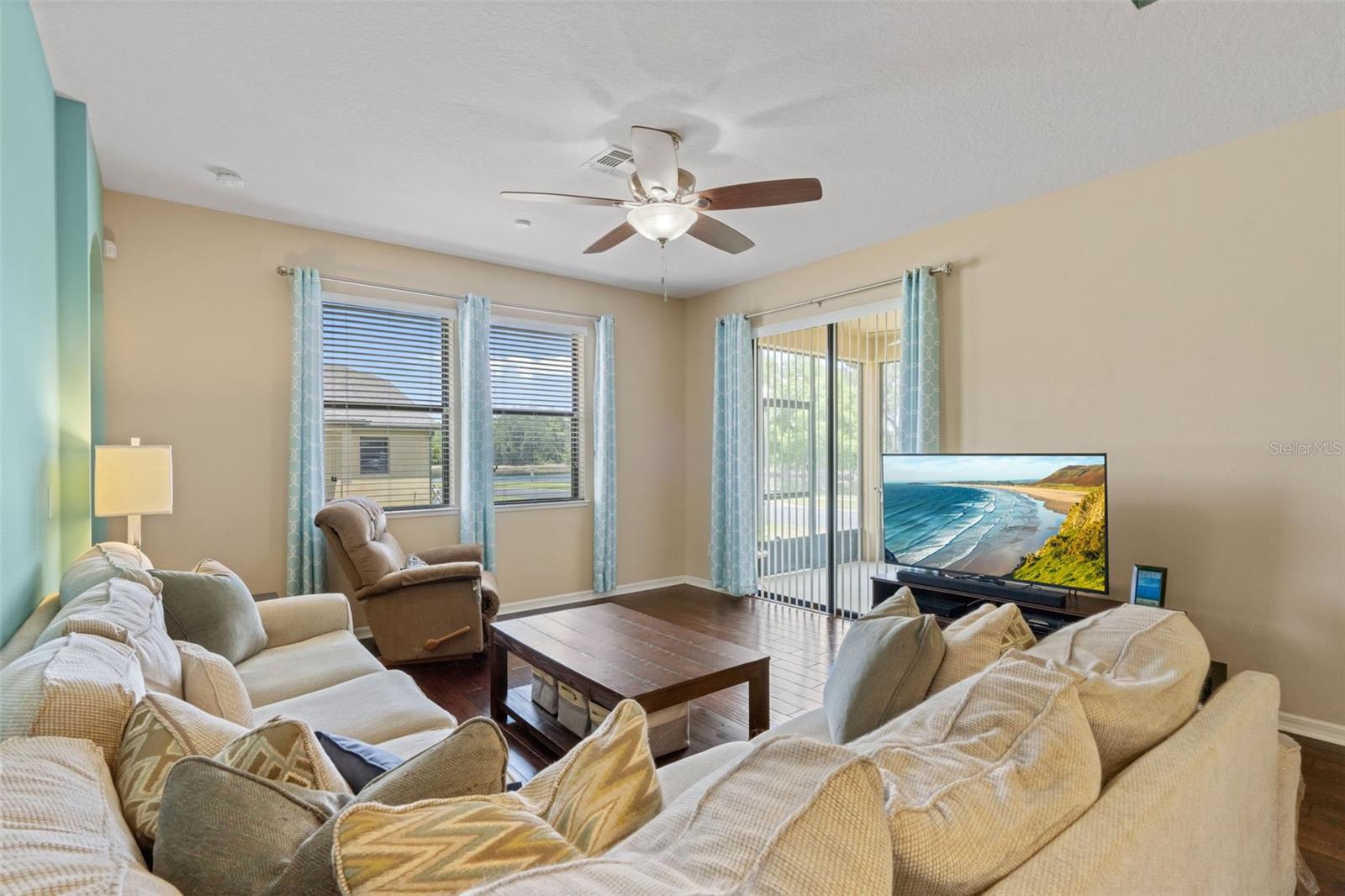 Image 6 of 41 For 1023 Hermosa Way