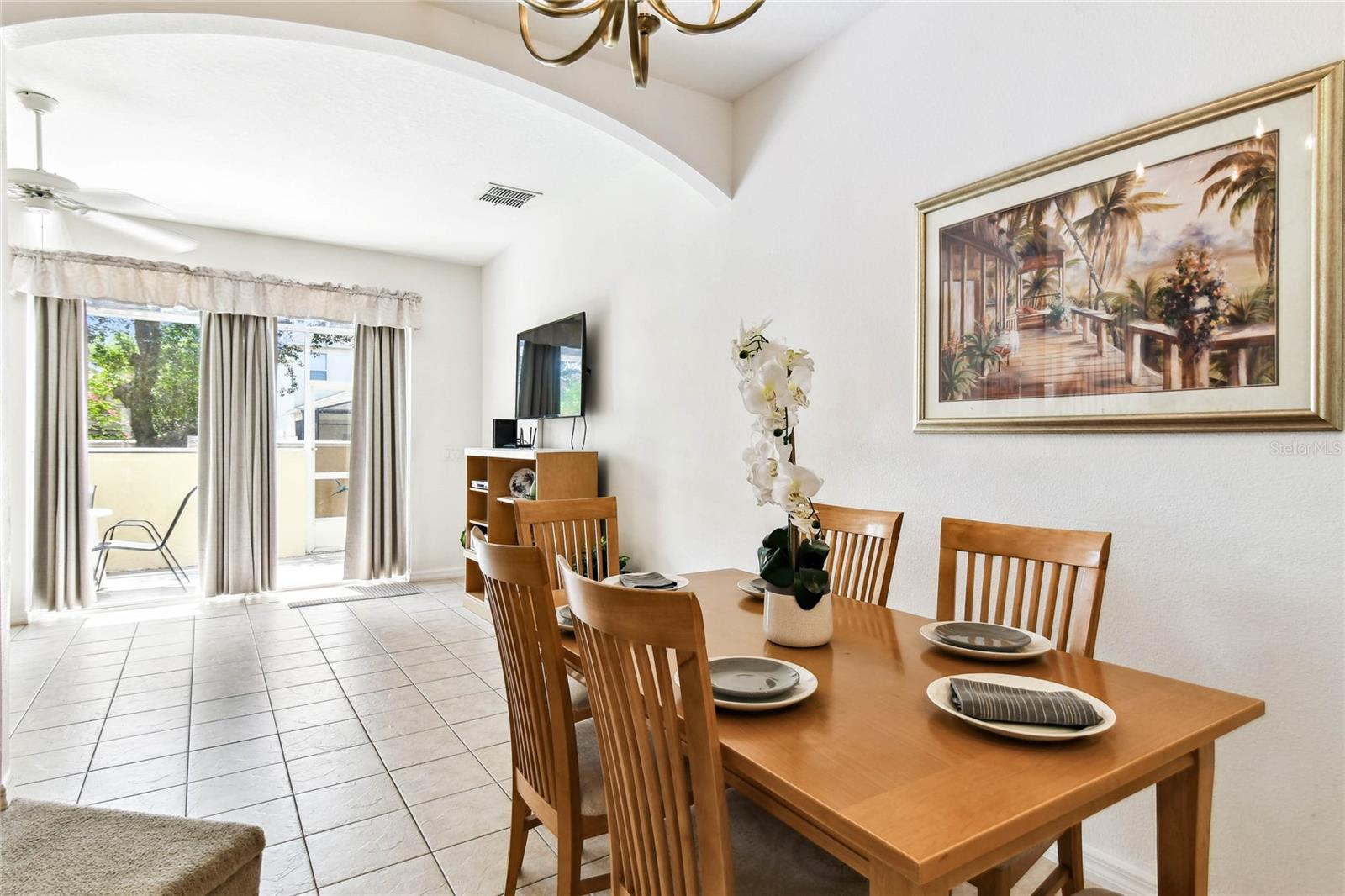 Image 18 of 69 For 1180 Beach Circle