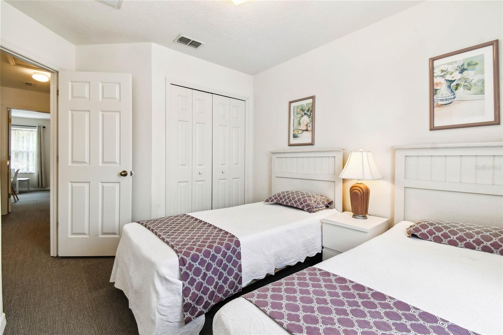 Image 41 of 69 For 1180 Beach Circle