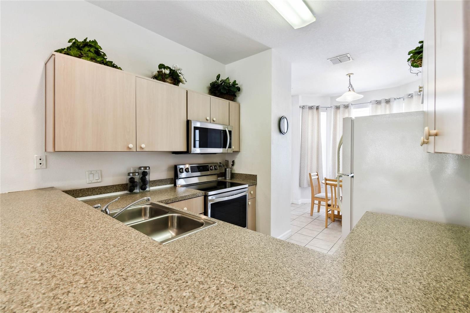 Image 9 of 69 For 1180 Beach Circle