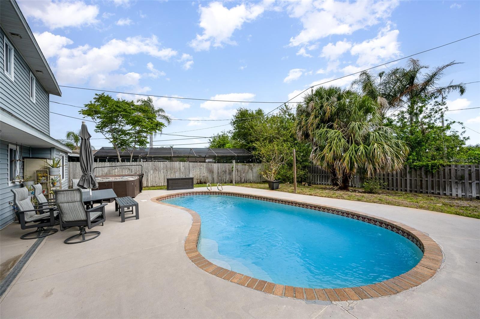 Image 16 of 31 For 661 Altura Drive