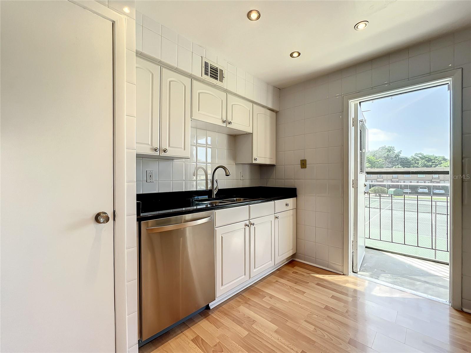 Image 13 of 38 For 200 Saint Andrews Boulevard 3503