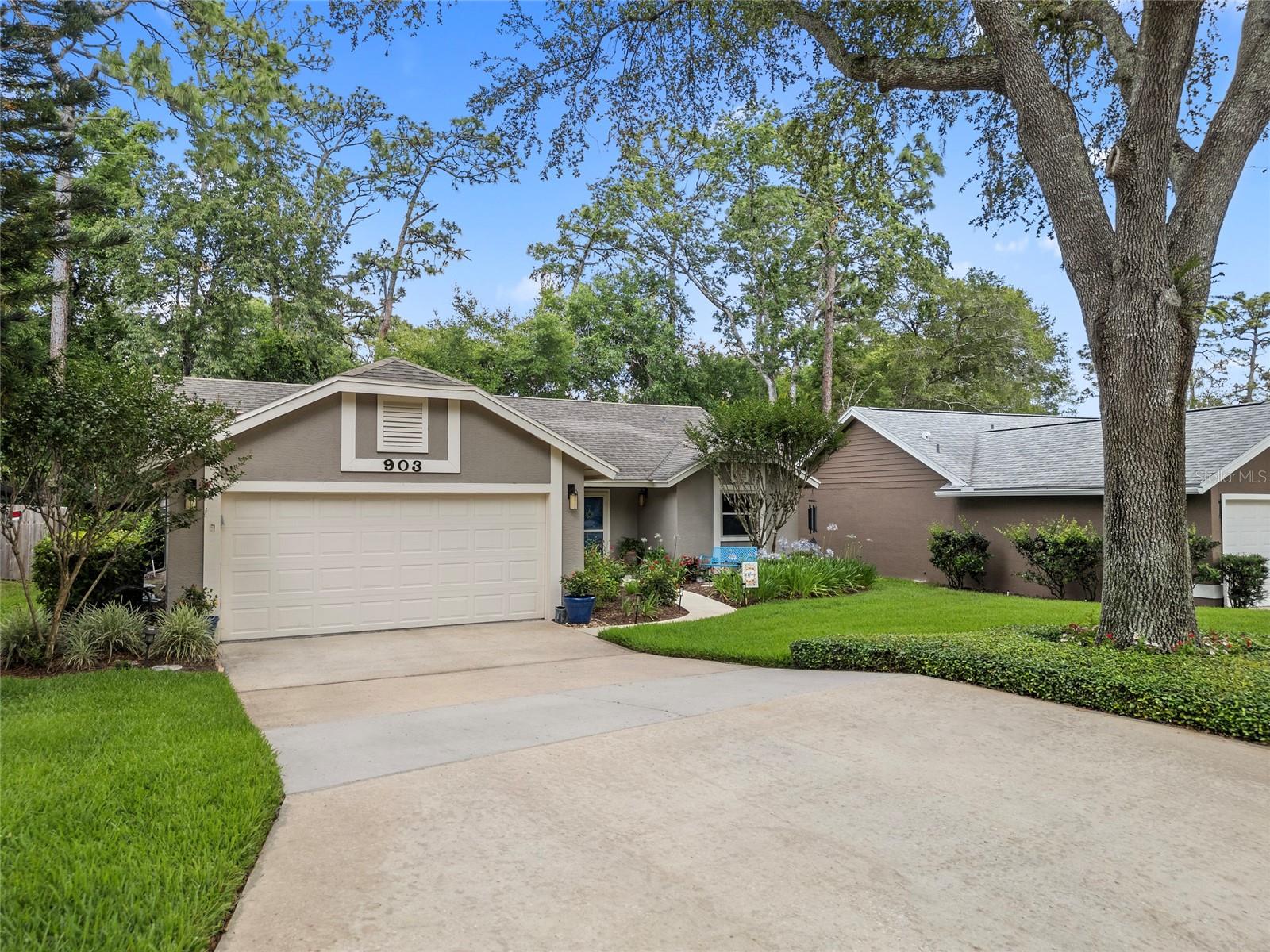 Image 29 of 40 For 903 Oak Leaf Court