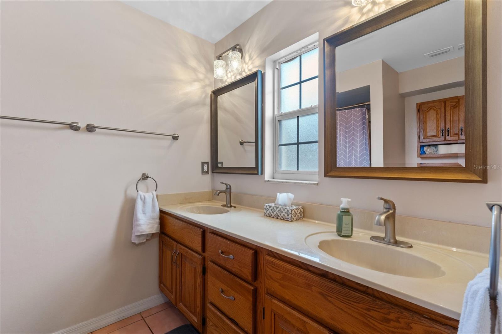 Image 21 of 44 For 1440 Suzanne Way