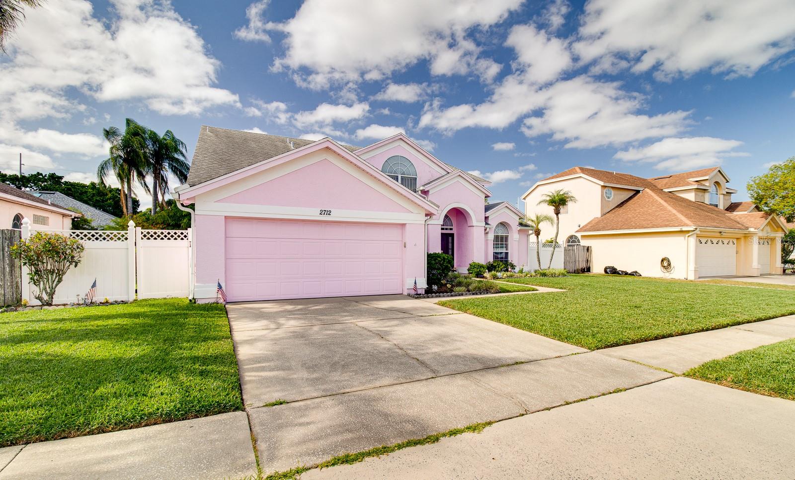 Image 2 of 42 For 2712 Rolling Broak Drive