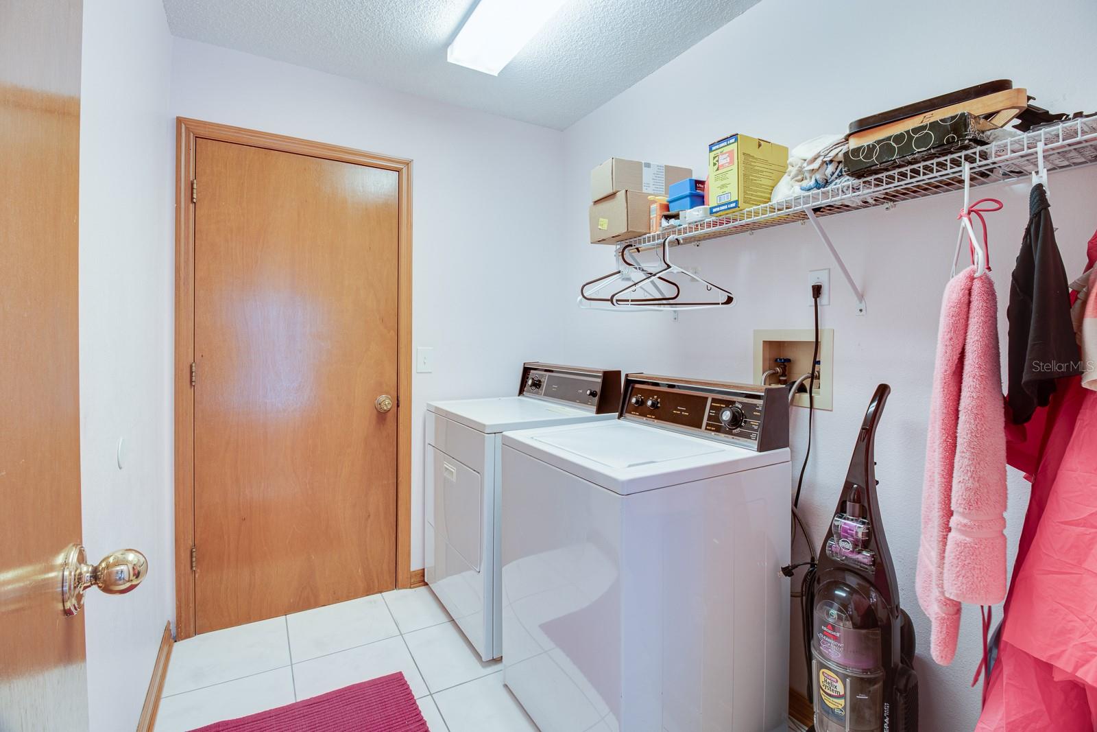 Image 22 of 42 For 2712 Rolling Broak Drive