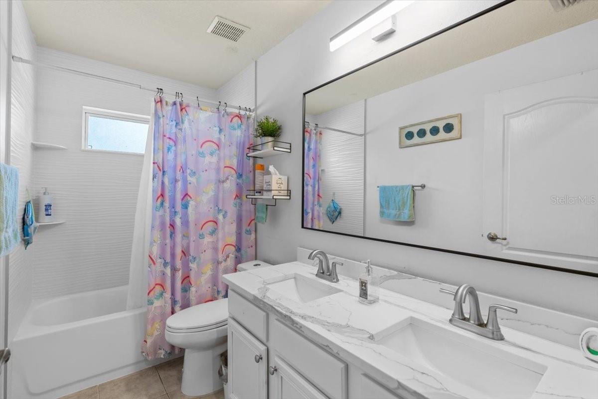 Listing photo id 16 for 2818 Mossy Timber Trail