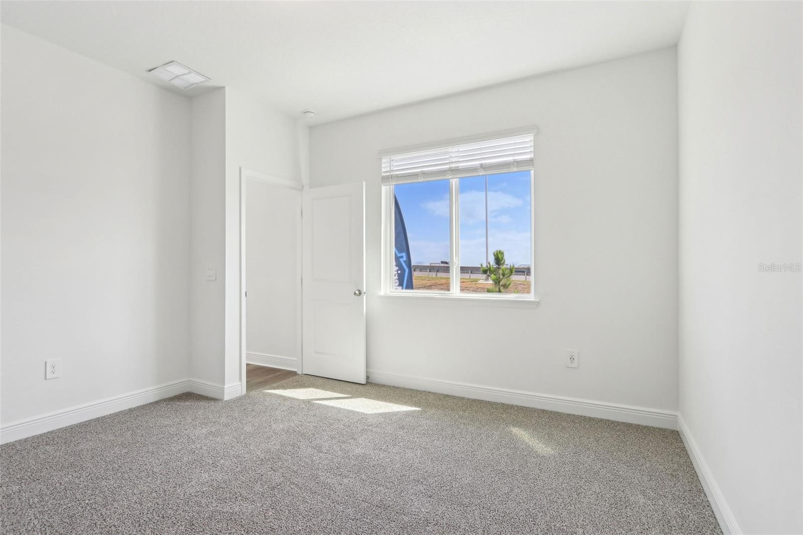 Image 21 of 36 For 1805 Archer Drive