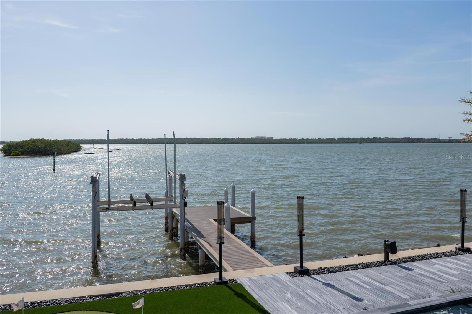 Image 11 of 99 For 3310 Sunset Drive N