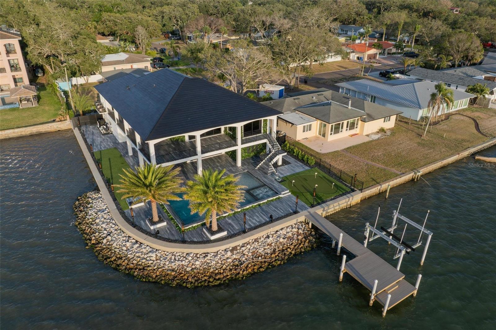 Image 72 of 99 For 3310 Sunset Drive N