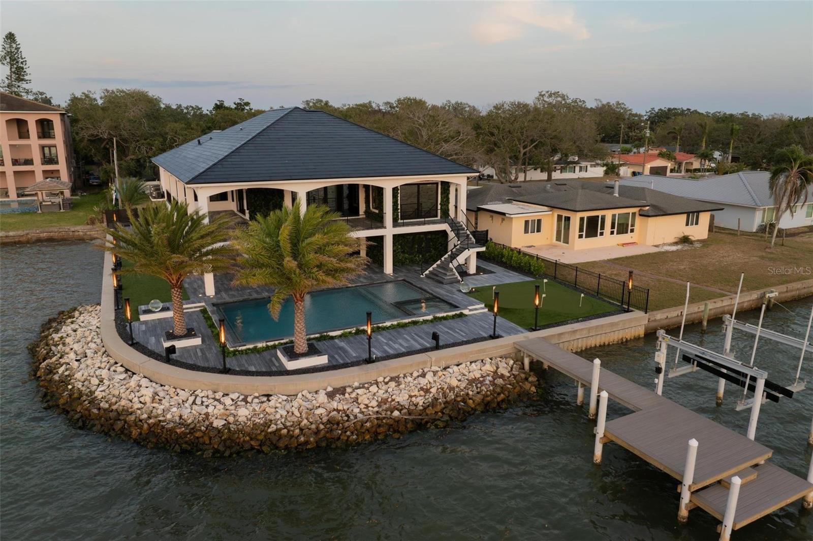 Image 79 of 99 For 3310 Sunset Drive N