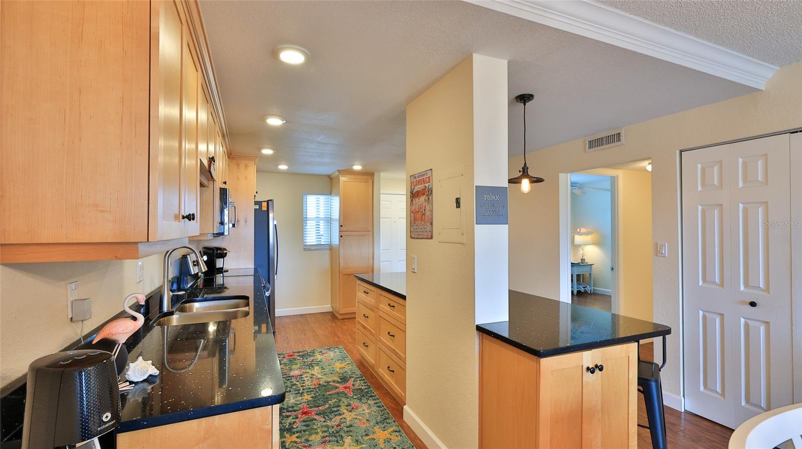 Image 8 of 22 For 101 Riverside Drive 4100