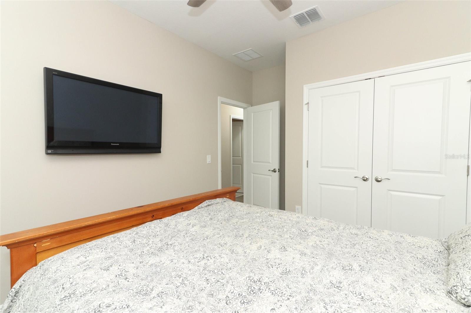 Image 29 of 46 For 12272 Bracco Street