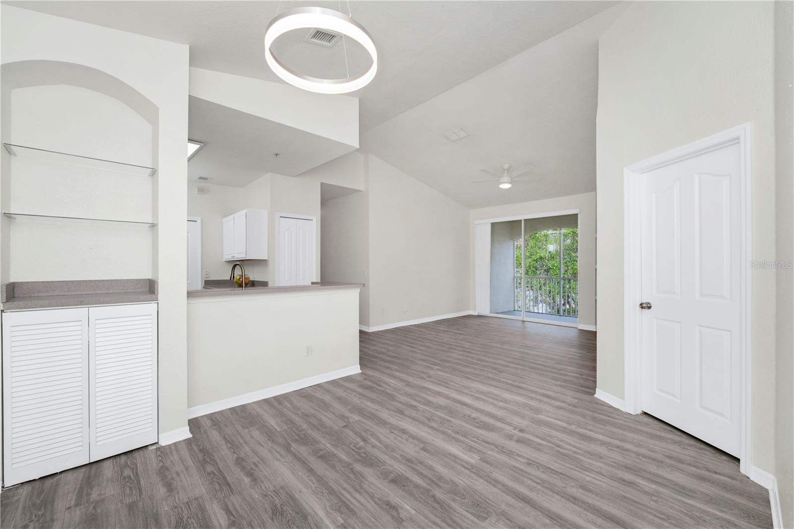 Image 2 of 30 For 2549 Maitland Crossing Way 303