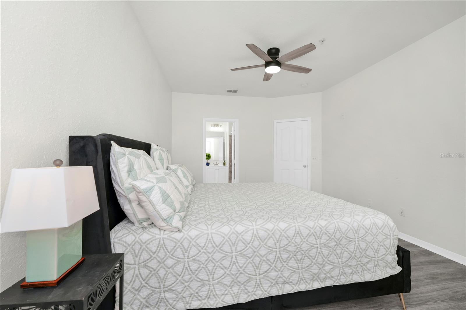 Image 7 of 30 For 2549 Maitland Crossing Way 303