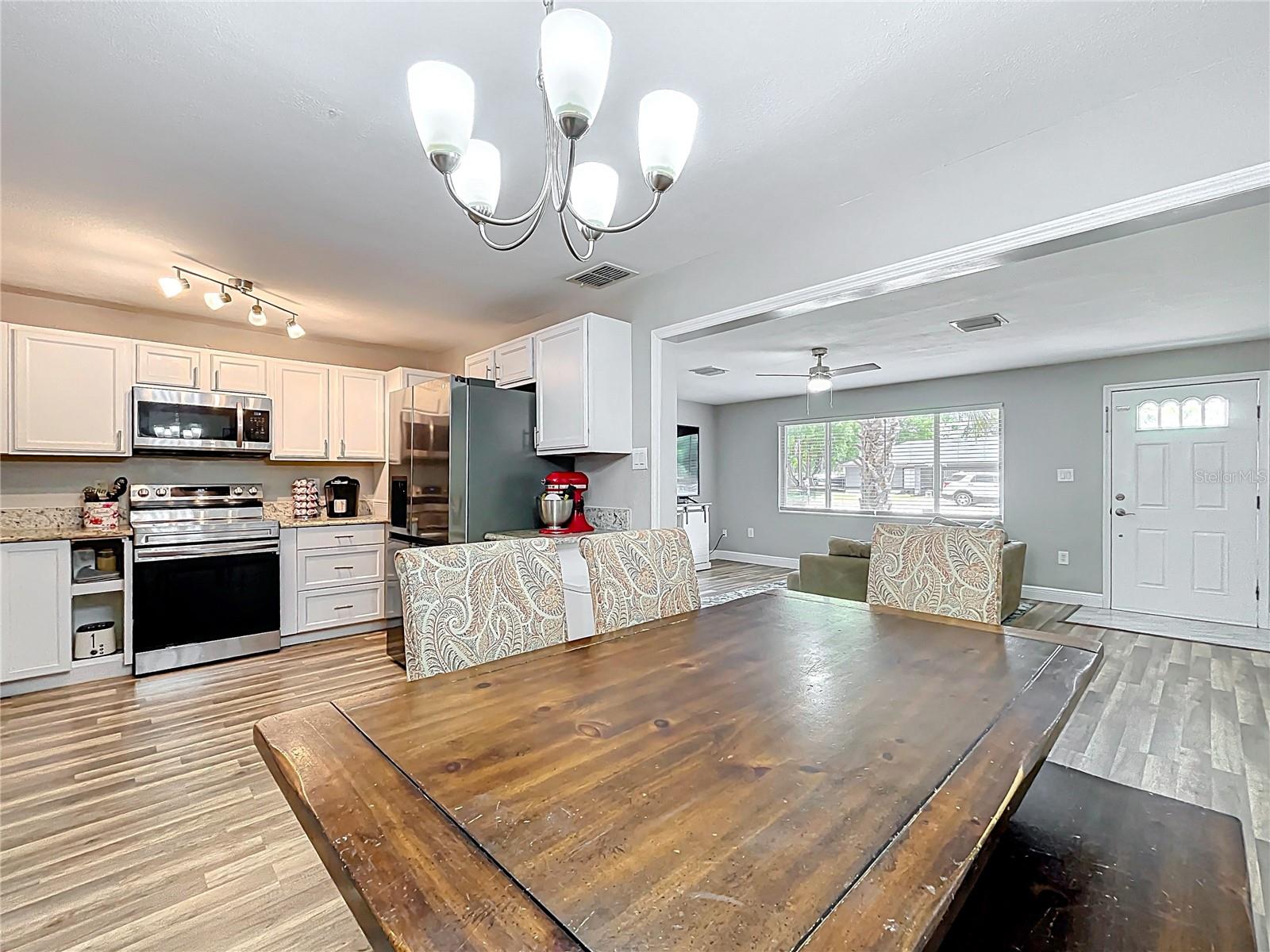 Image 10 of 46 For 398 Rose Street
