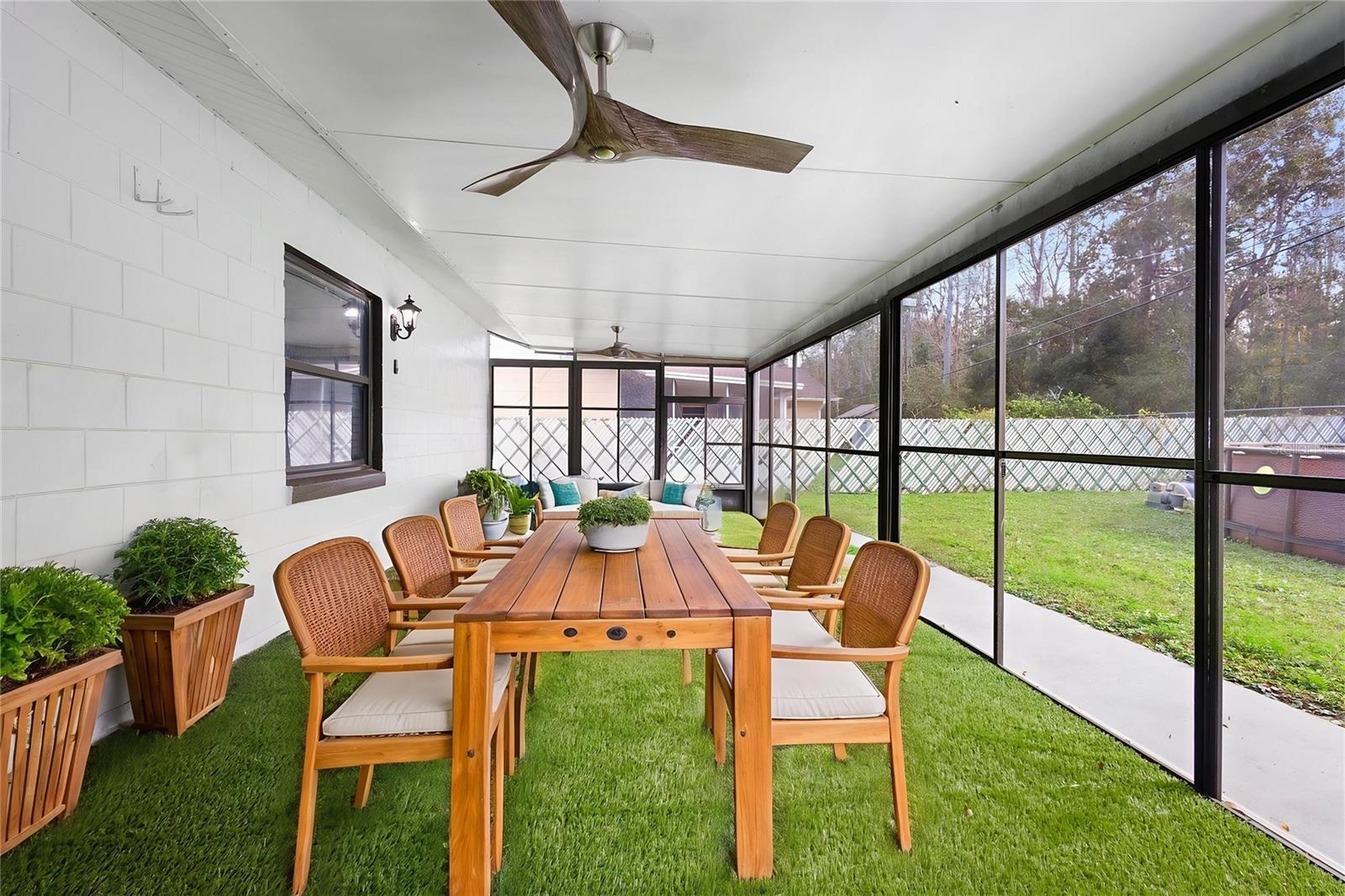 Listing photo id 26 for 10140 Bridlewood Avenue