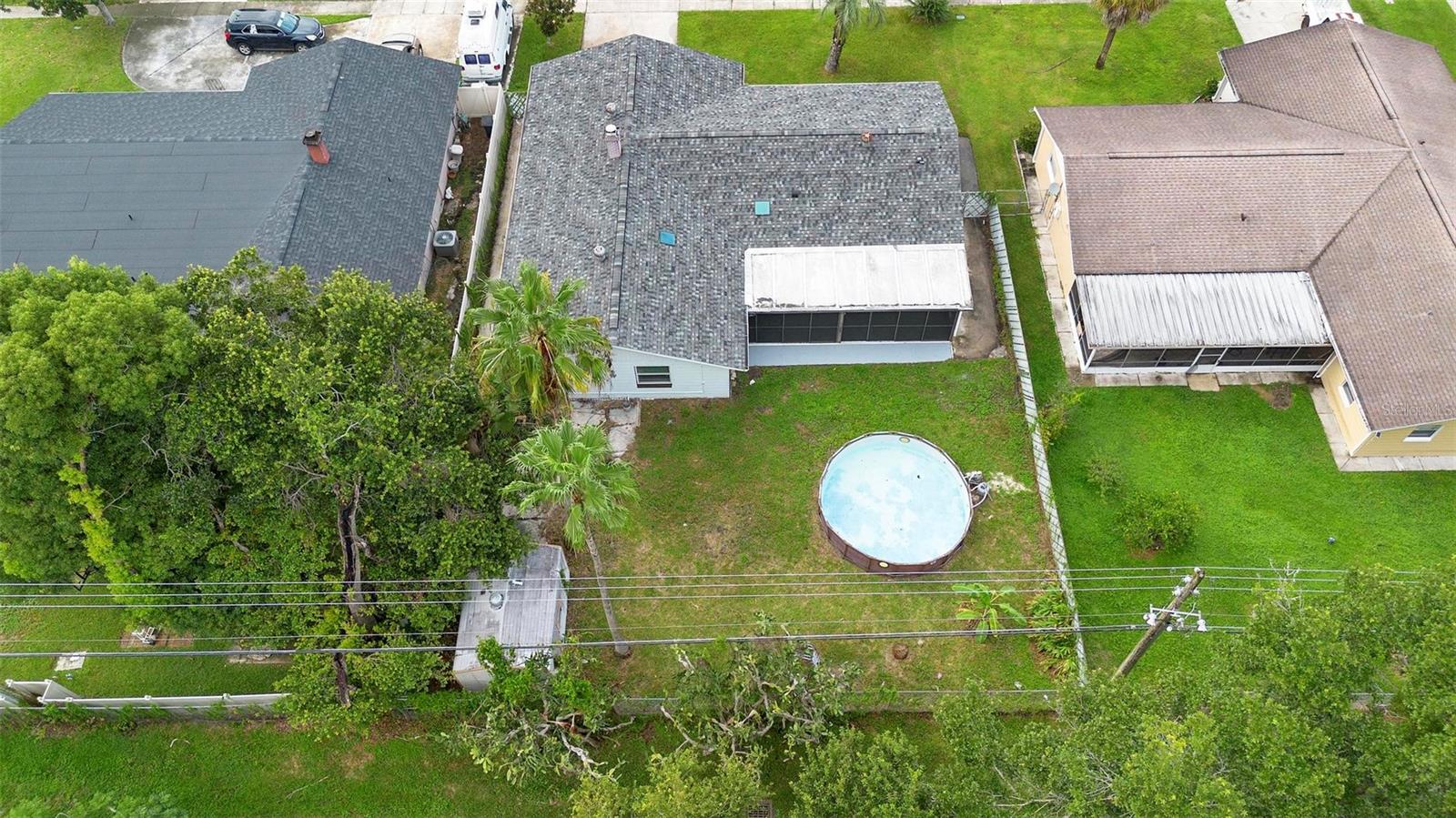 Listing photo id 31 for 10140 Bridlewood Avenue