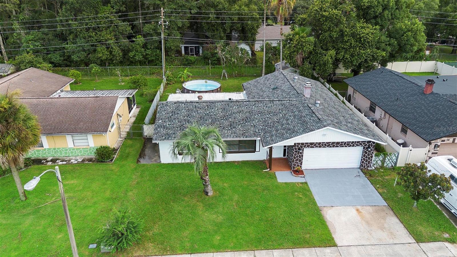 Listing photo id 32 for 10140 Bridlewood Avenue