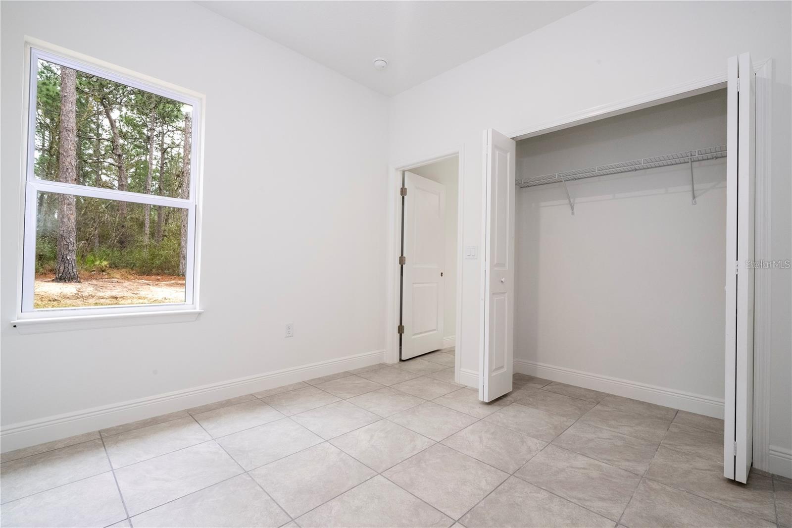 Listing photo id 23 for 9809 Swanee Terrace