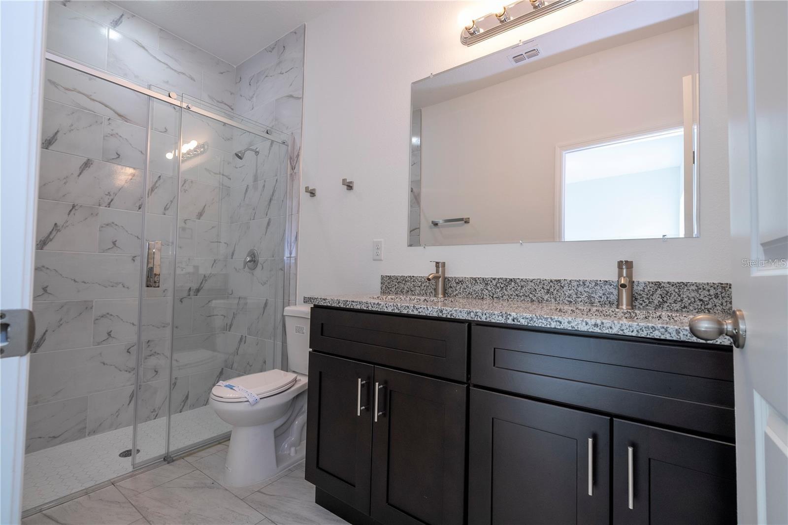 Listing photo id 33 for 9809 Swanee Terrace