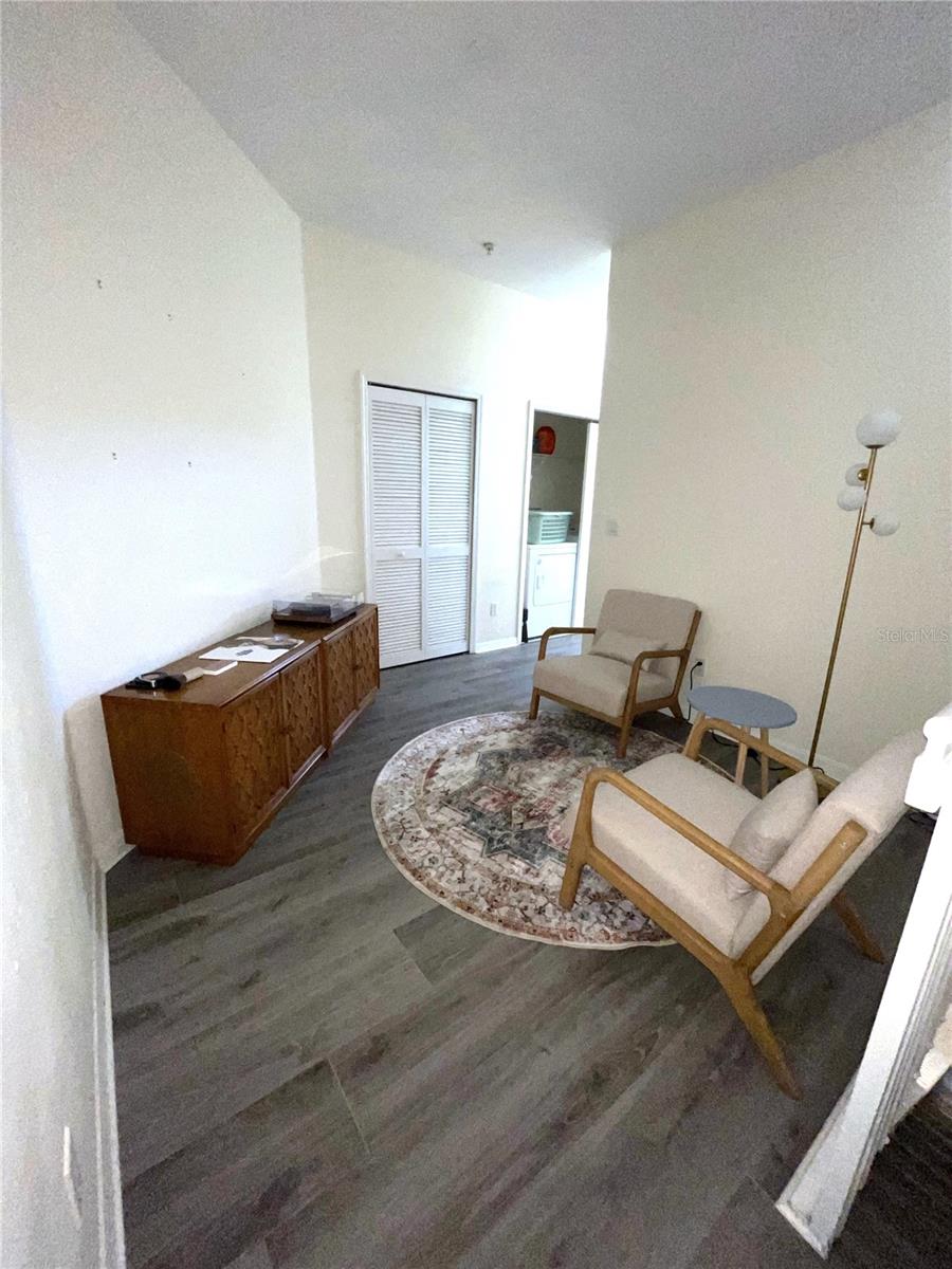 Image 10 of 15 For 13845 Daniels Landing Cir