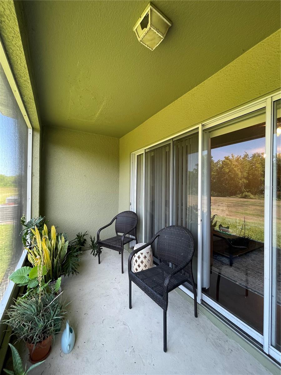 Image 12 of 15 For 13845 Daniels Landing Cir