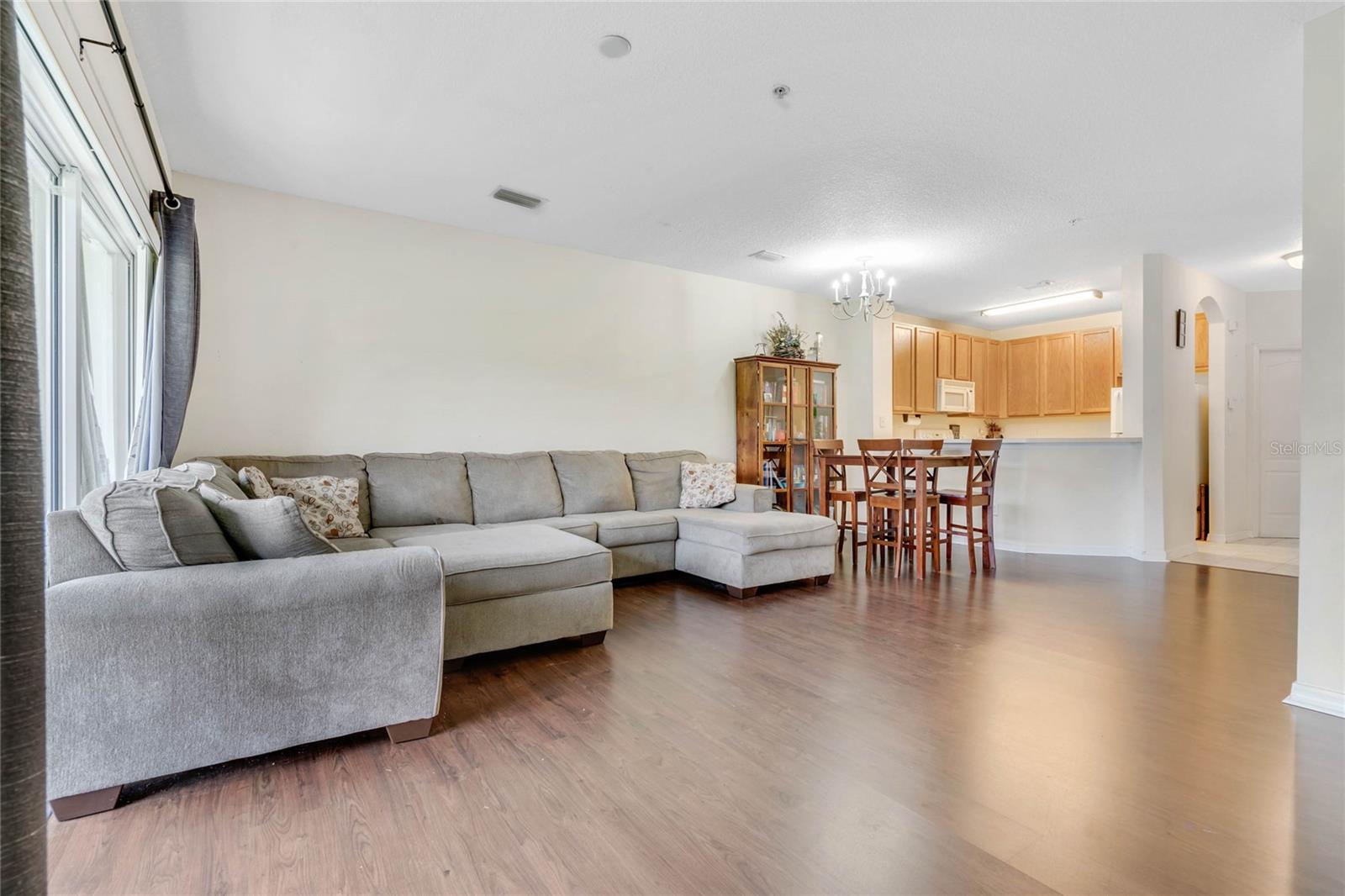Image 7 of 15 For 13845 Daniels Landing Cir