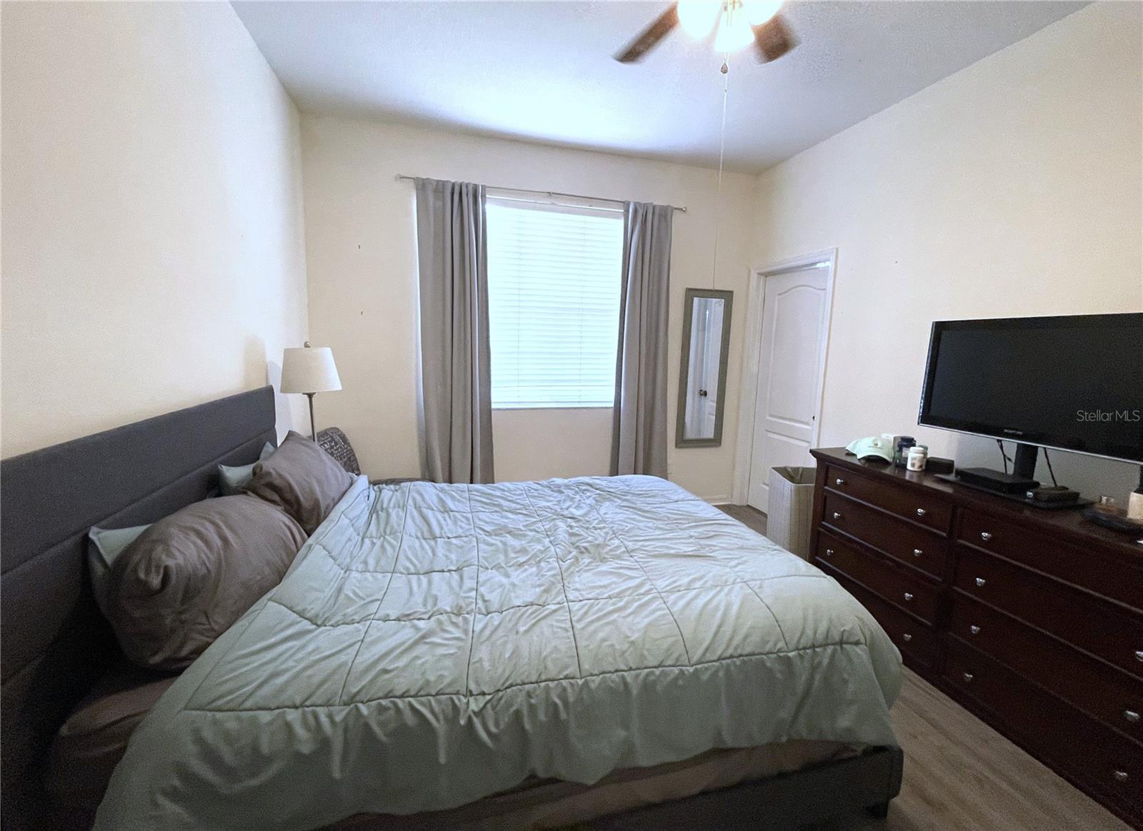 Image 8 of 15 For 13845 Daniels Landing Cir