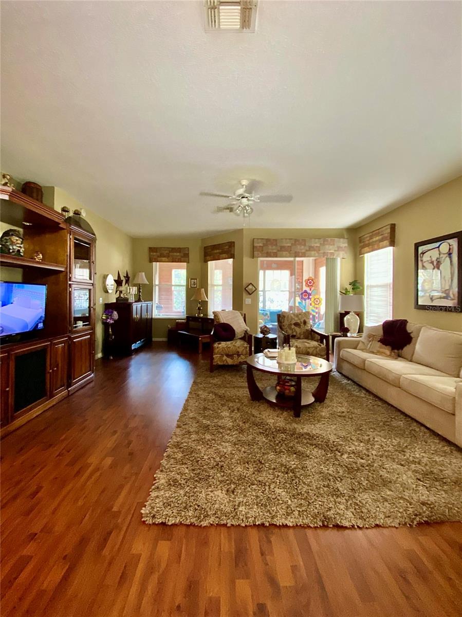 Image 4 of 86 For 30442 Lettingwell Circle