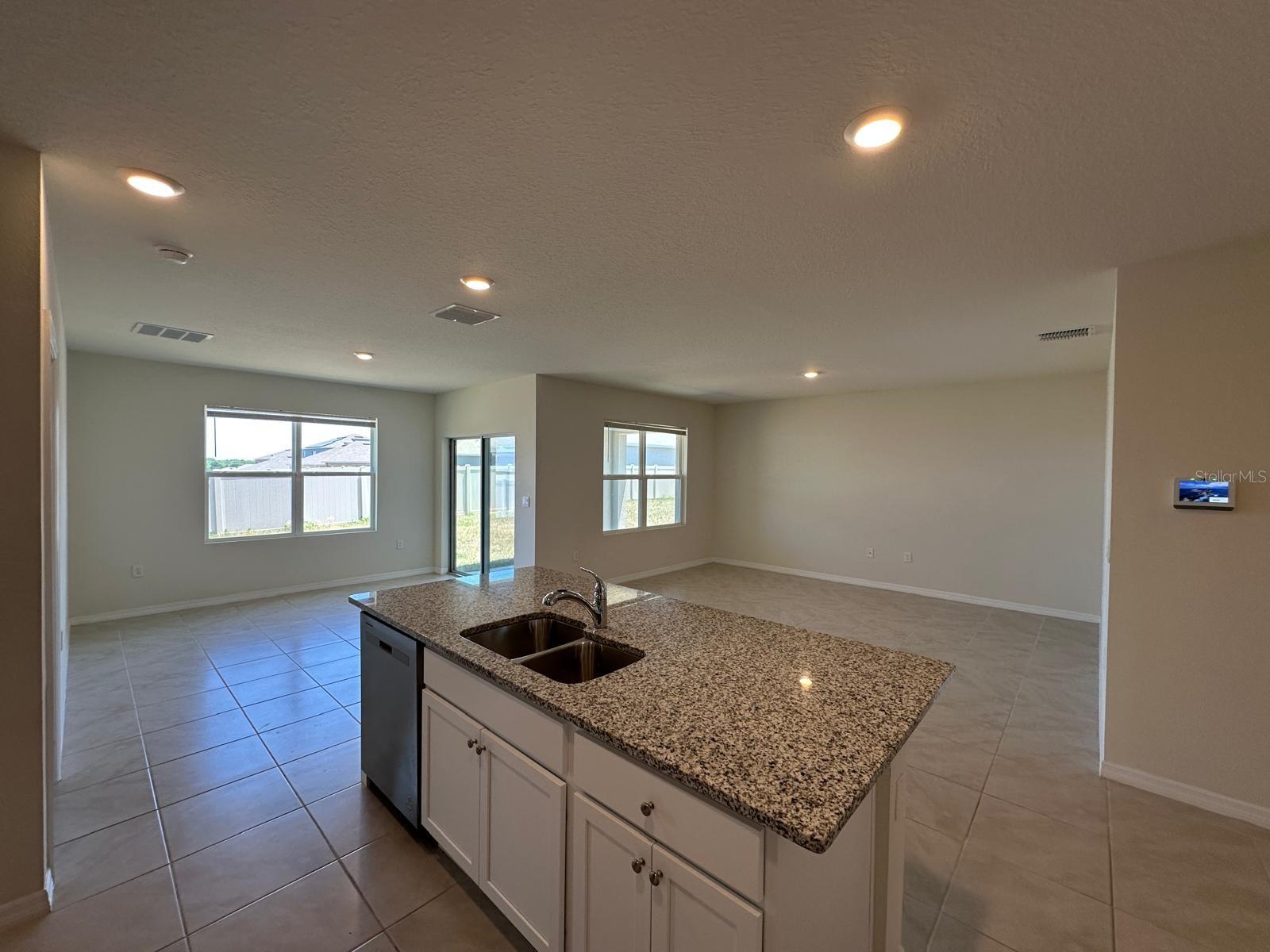 Image 2 of 16 For 1727 Buckeye Road