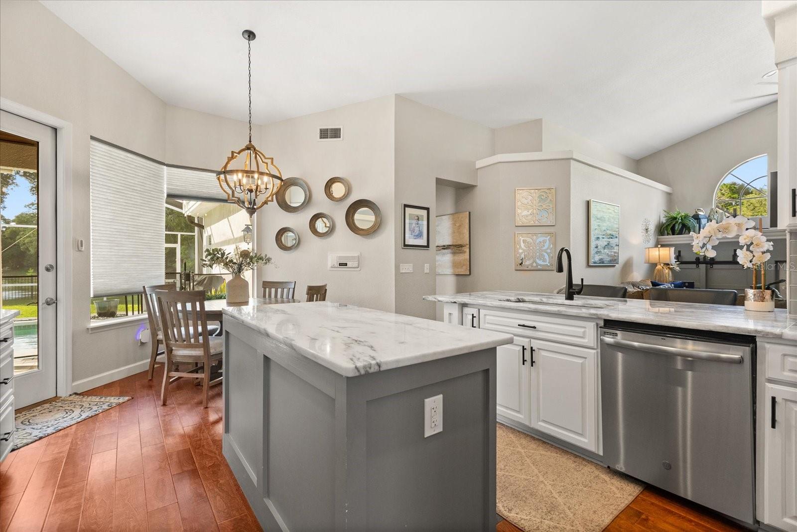 Image 14 of 54 For 240 Promenade Circle