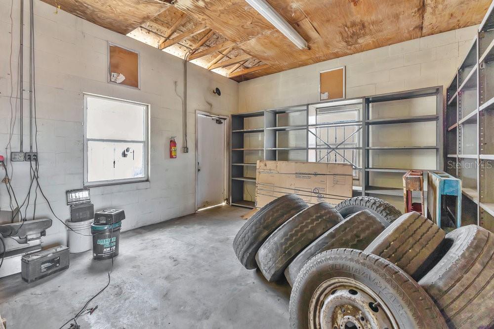 Image 10 of 24 For 205 Bomber Road