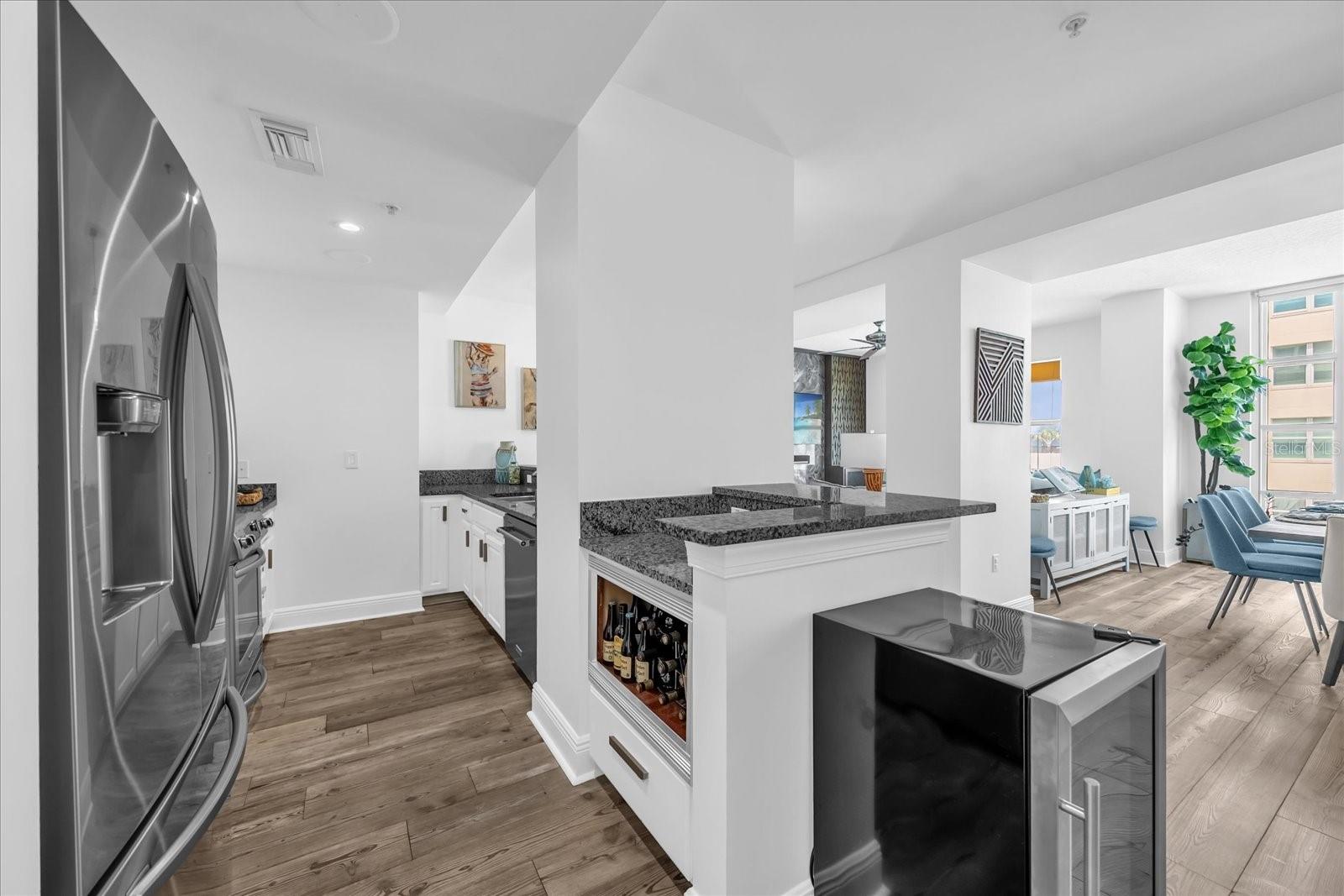 Image 8 of 47 For 1238 Kennedy Boulevard 802