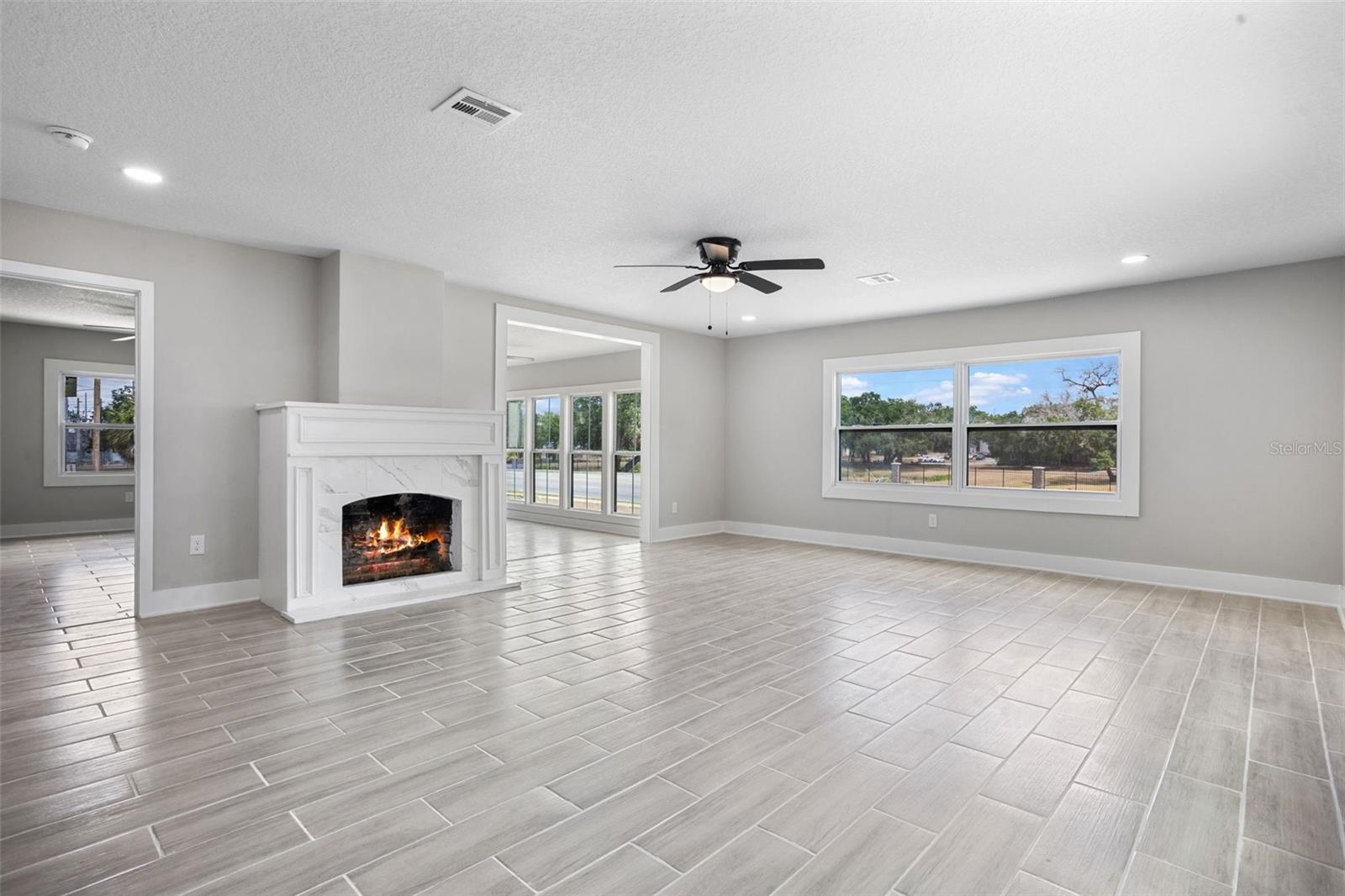 Image 15 of 44 For 209 14th Street