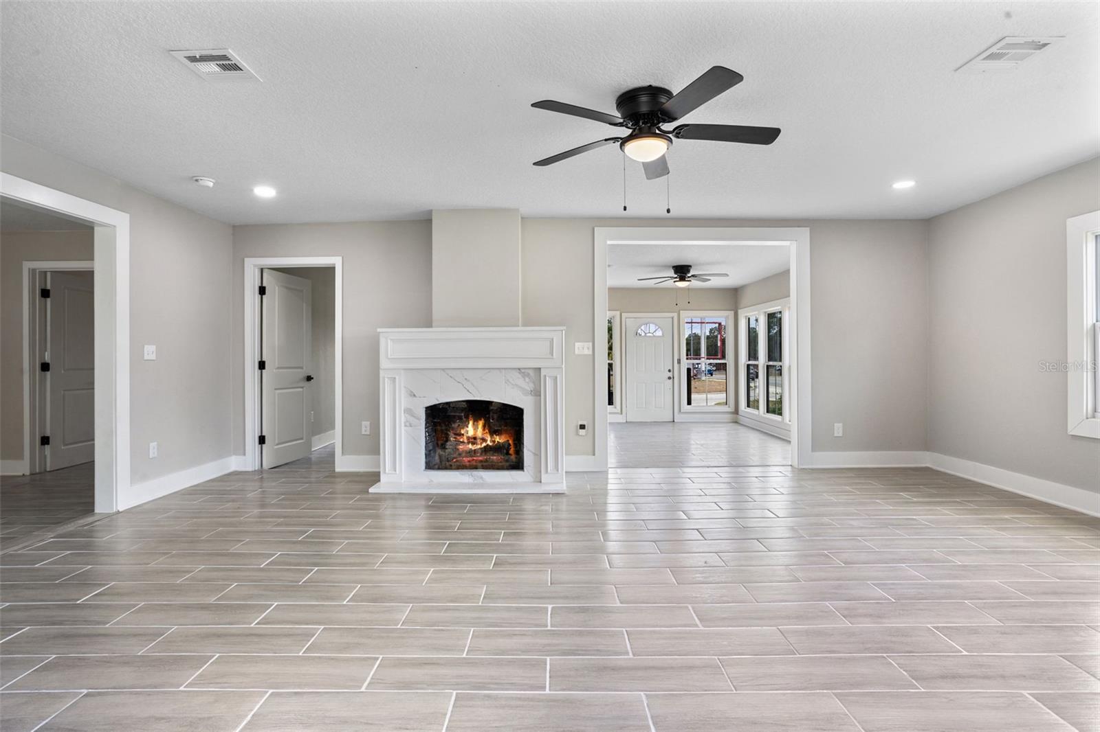 Image 16 of 44 For 209 14th Street