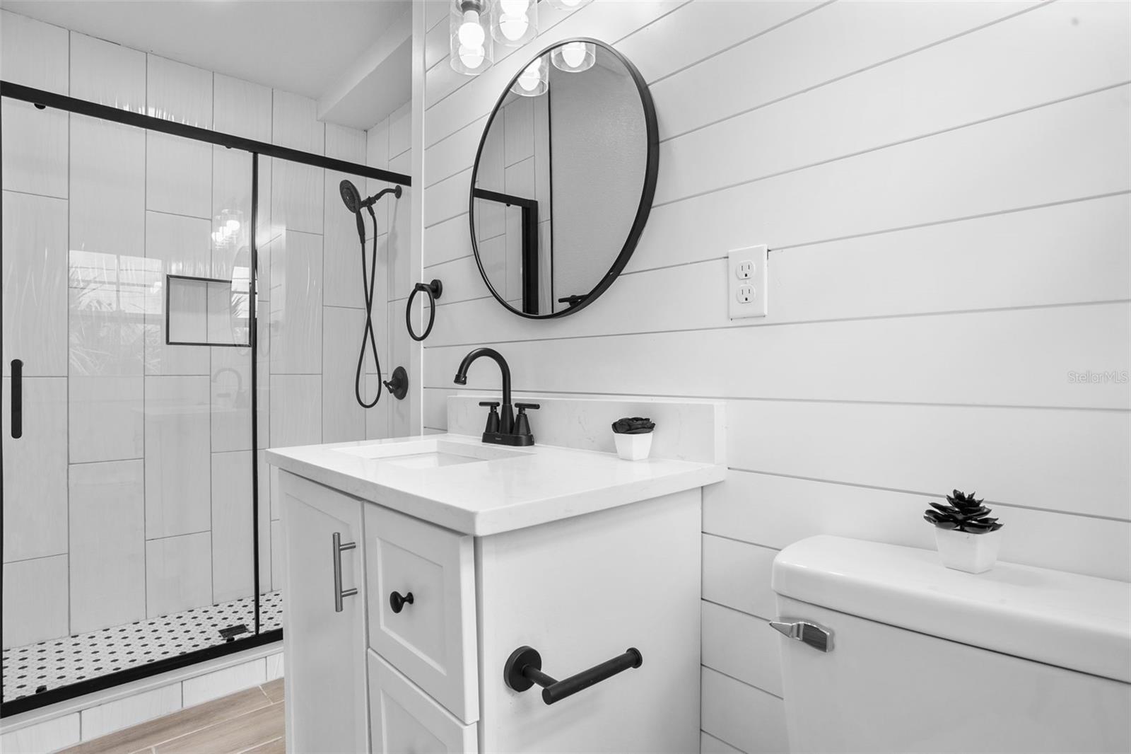 Image 22 of 44 For 209 14th Street