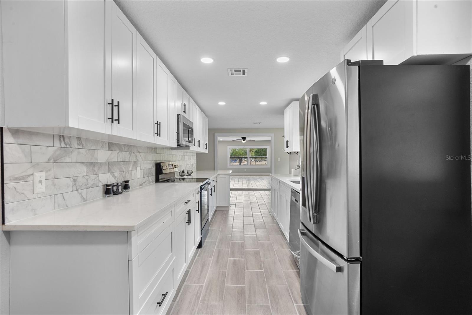 Image 8 of 44 For 209 14th Street