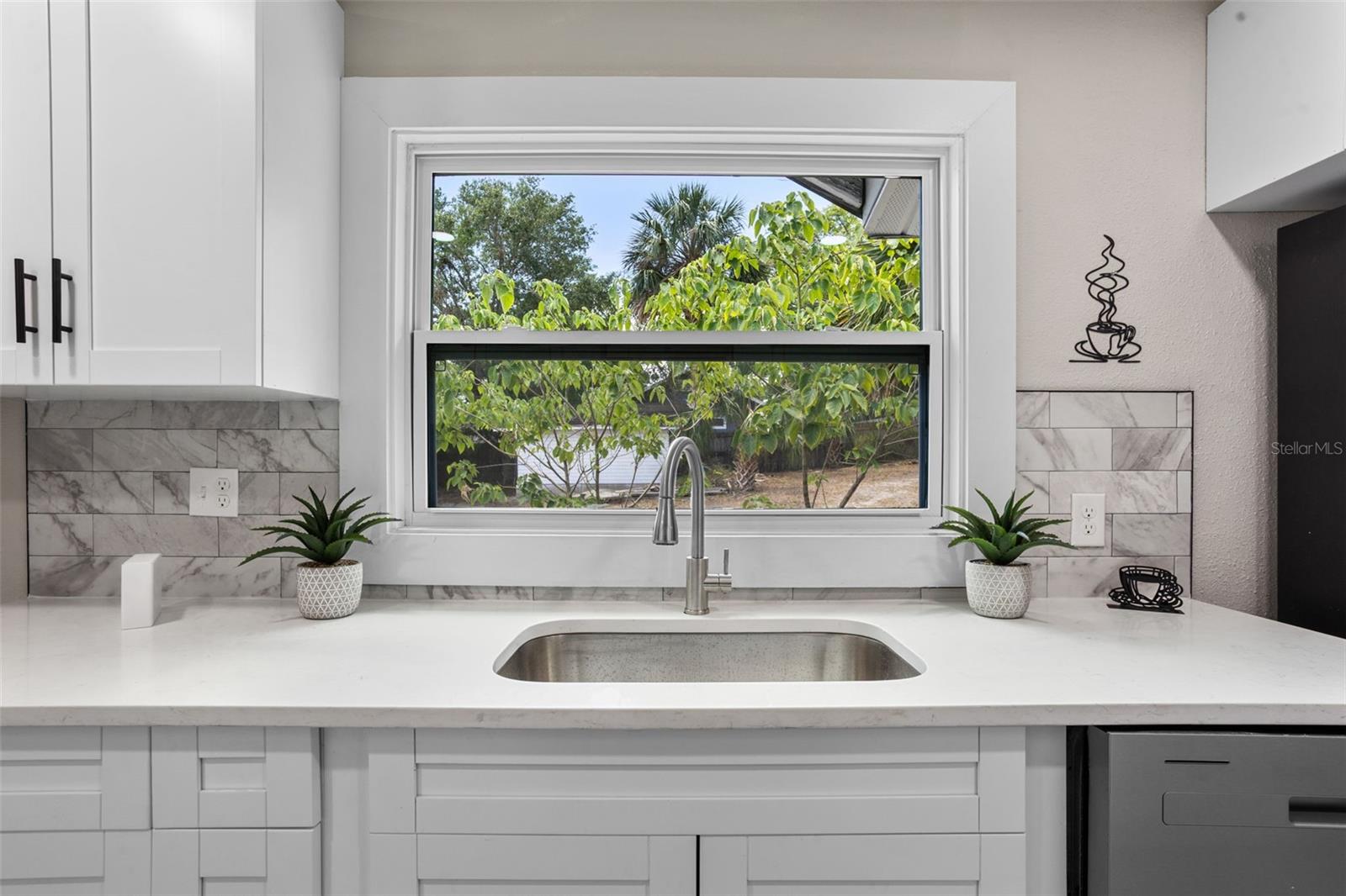 Image 9 of 44 For 209 14th Street