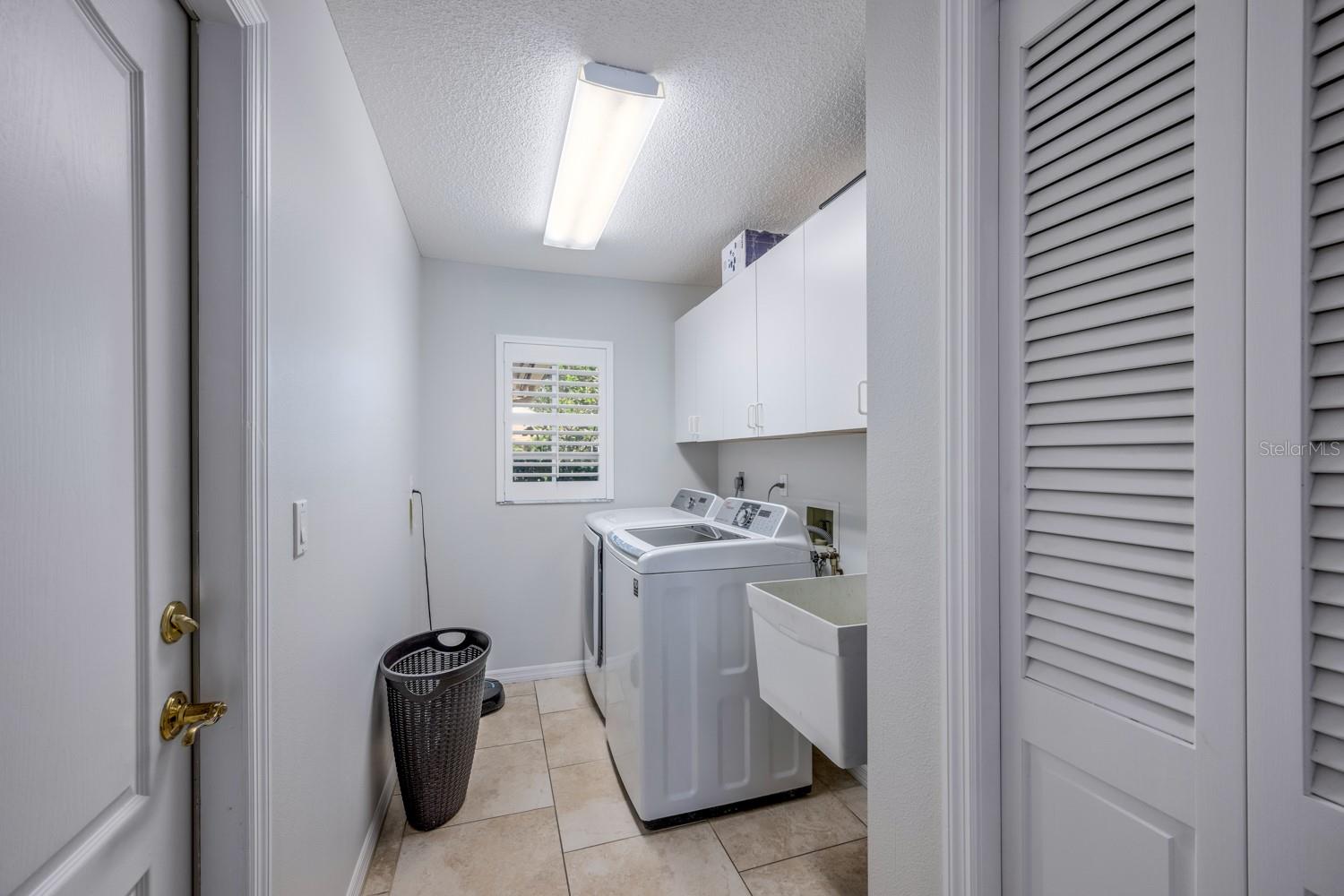 Image 34 of 44 For 8202 Shadow Pine Way