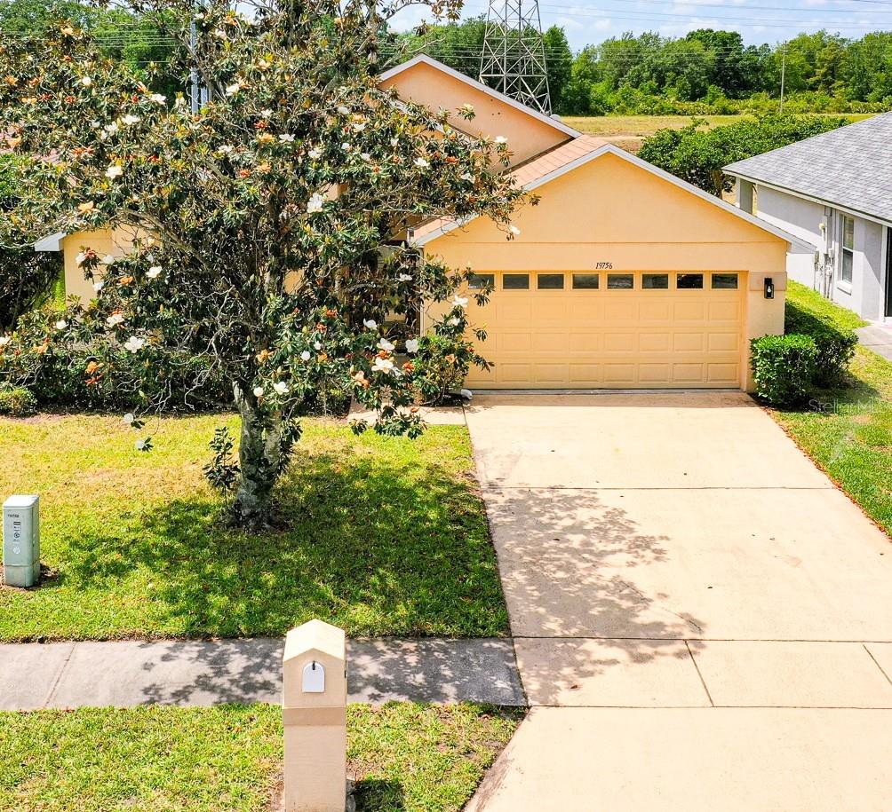 Image 26 of 36 For 19756 Glen Elm Way