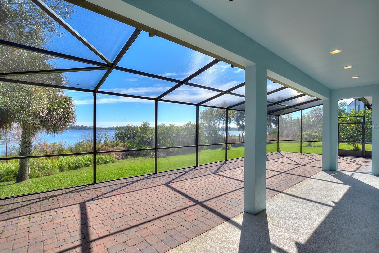 Image 6 of 57 For 14906 Speer Lake Drive