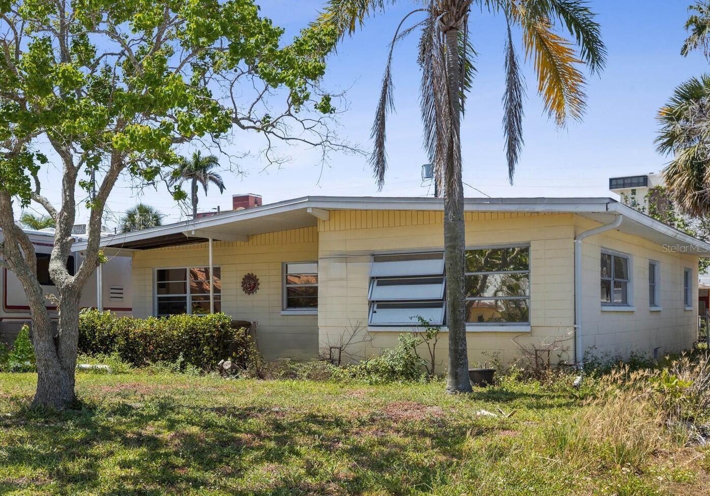 Image 2 of 41 For 15406 2nd Street E