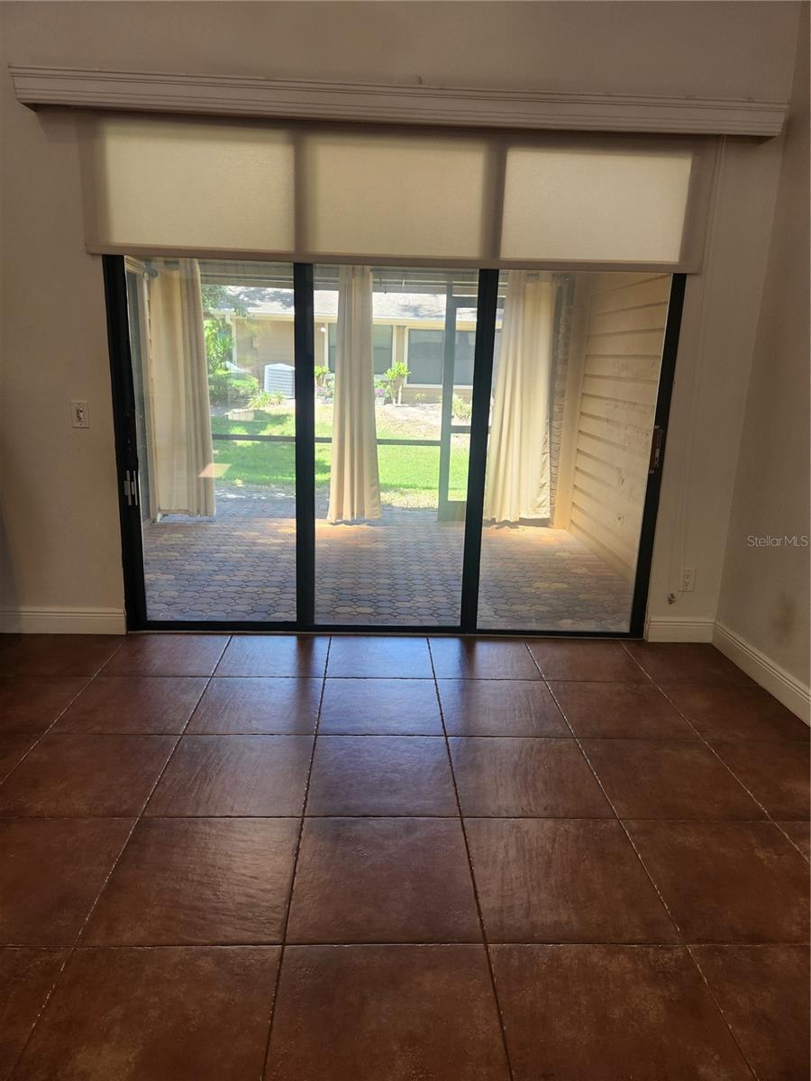 Image 7 of 14 For 7316 Della Drive