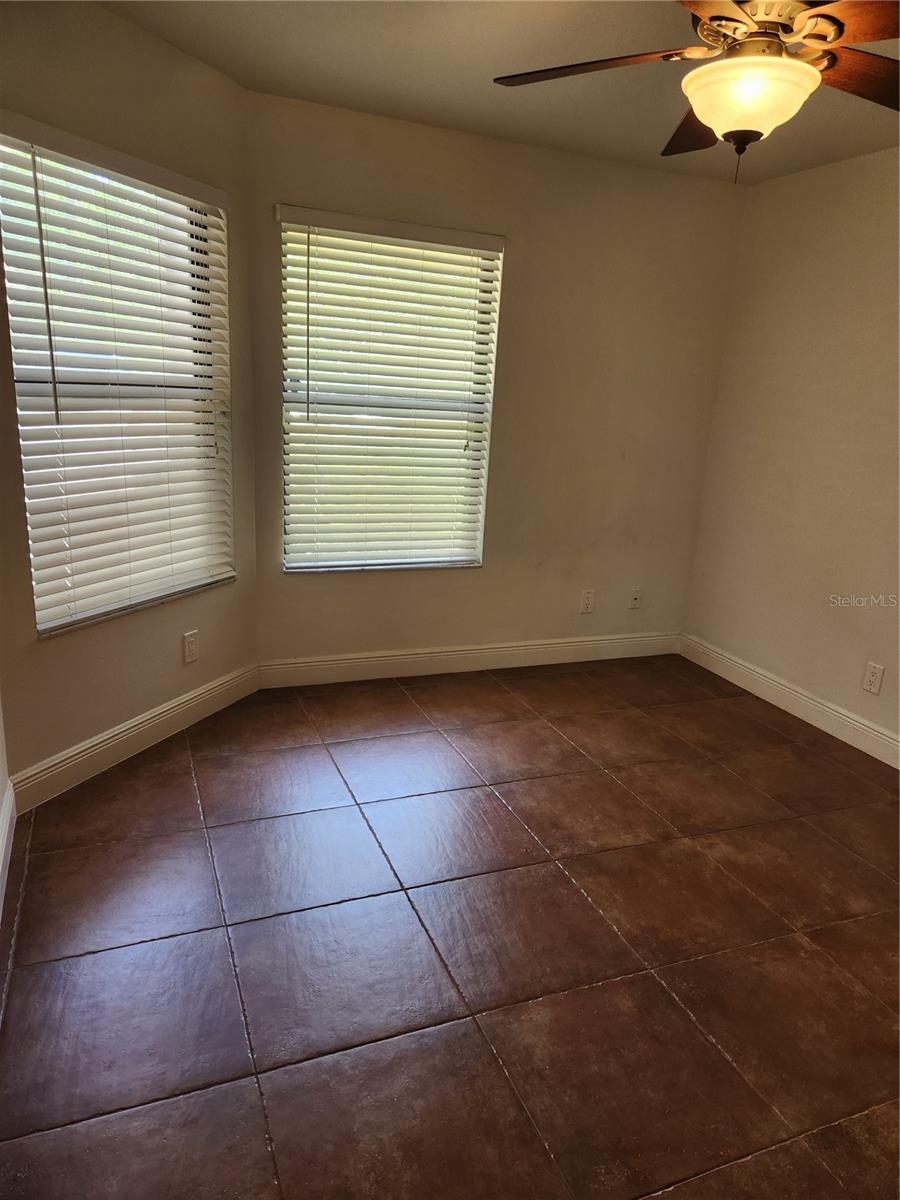 Image 8 of 14 For 7316 Della Drive