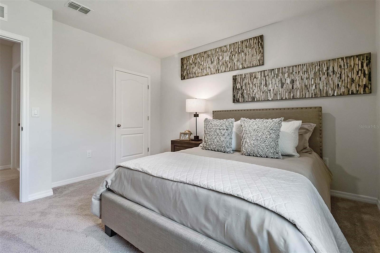 Image 10 of 37 For 3841 Royal Azalea Way