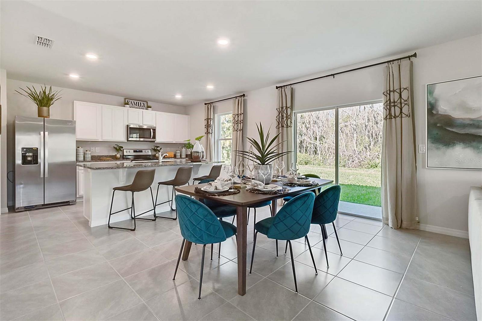 Image 18 of 37 For 3841 Royal Azalea Way